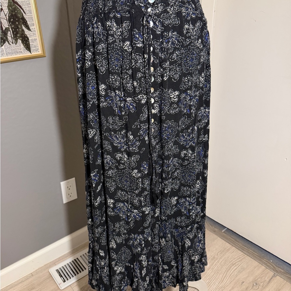 Rachel‎ Zoe Black and Blue Patterned Maxi Skirt